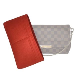 **SOLD** Louis Vuitton Favorite MM purse organizer